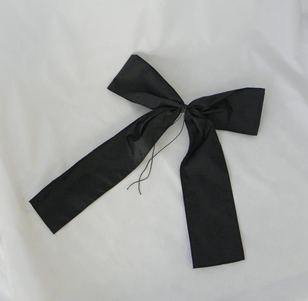 16 IN BLACK NYLON MOURNING BOW