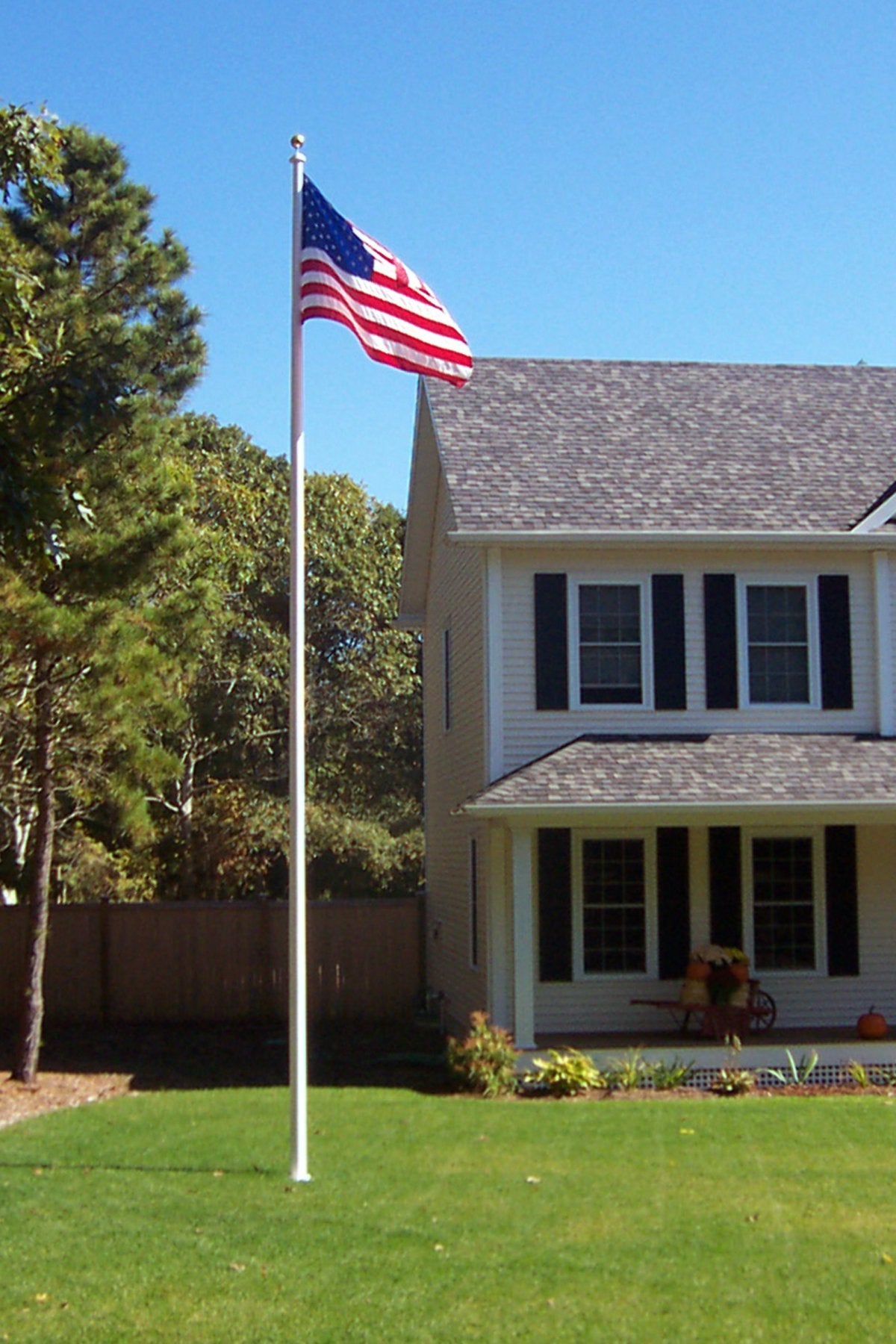FG30 WHITE FIBERGLASS POLE/EX HALYARD